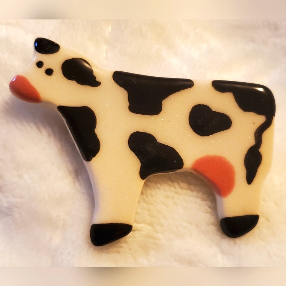 Cow-Shaped Brooch with Black and Pink Accents